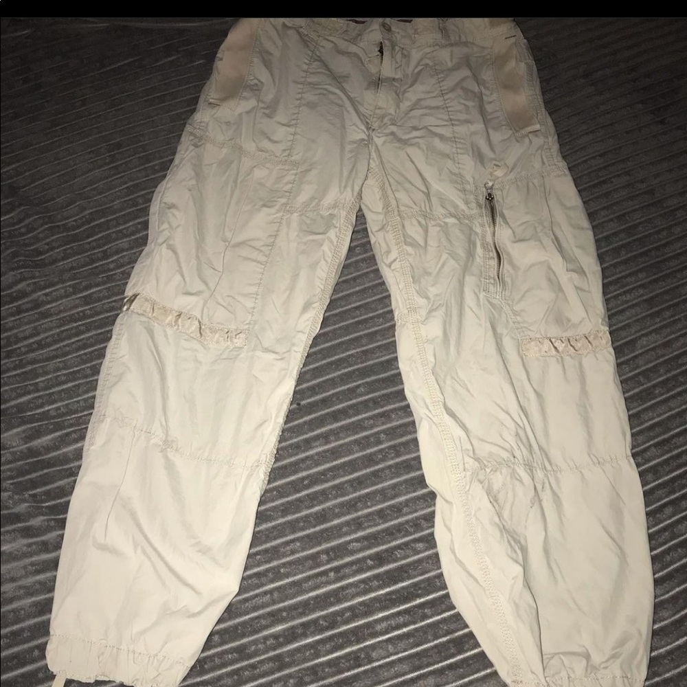 Gap cargo🧴
Size: 36/30